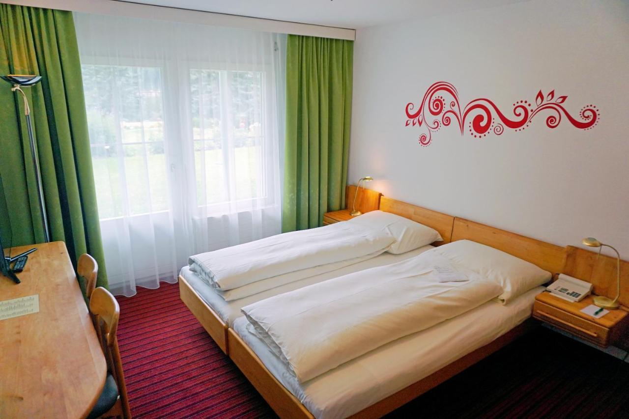 Typically Swiss Hotel Altana シュクオル エクステリア 写真